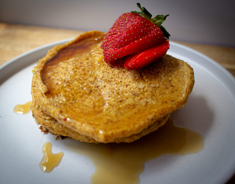 Vegan Oatmeal Banana Pancakes